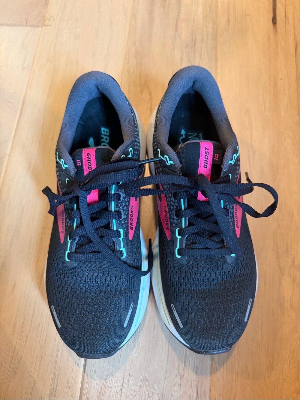 Brooks Ghost 14 Women's Running Shoes - Black with Pink & Teal Accents size 8